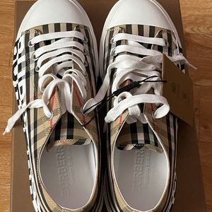 Burberry plaid sneakers